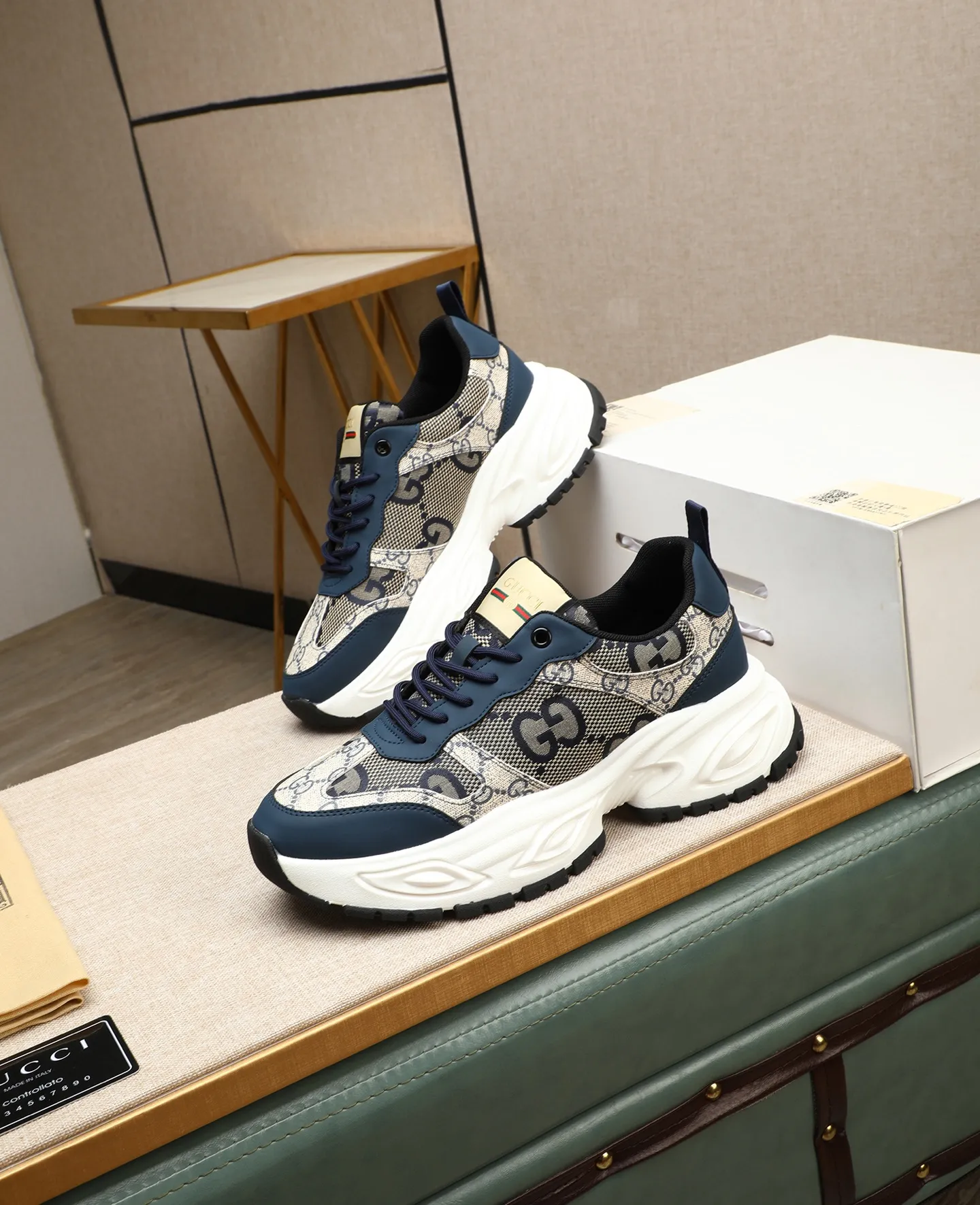 Men's men's shoes💰460 GUCCI🔍🔍2025 latest model Available at the counter at the same time, original calfskin imported from Italy, genuine leather lining, (high-end, extravagant, and classy) with exquisite workmanship, soles: original soles specially provided by the original factory, ⚠Exclusive double-layer movable molded soles are super comfortable⚠, real photos🎬The real ones are better🔍🔍"High quality·Follow the order" code number 39-44 (38 45 46 customized)